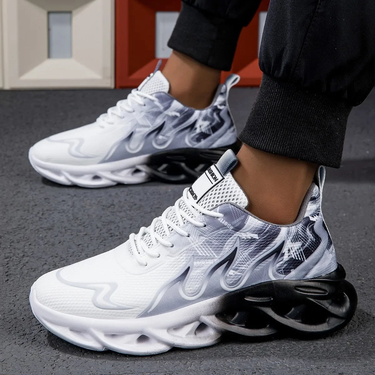 Lässige Sportschuhe für den Sommer